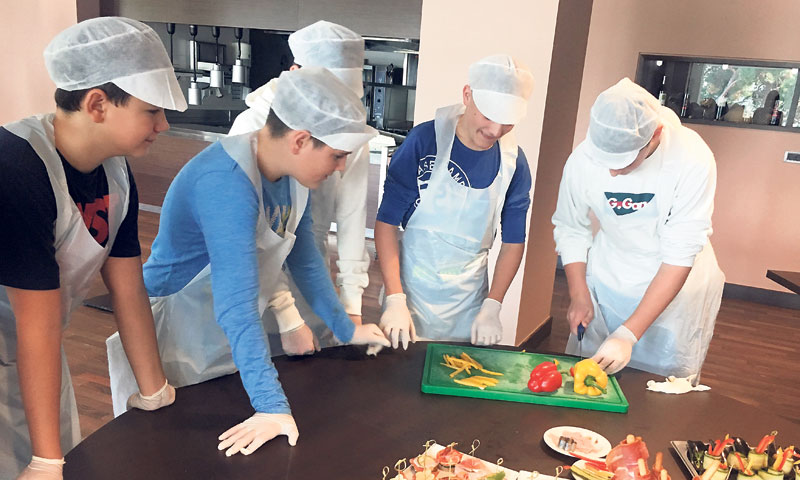 Predstavljanje strukovnih zanimanja TUŠ Antona Štifanića učenicima osmih razreda u suradnji s Plavom