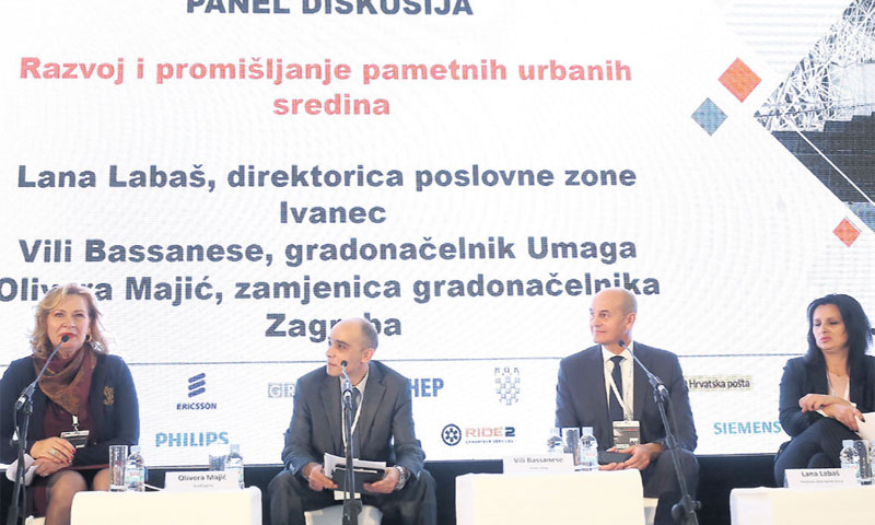 Olivera Majić, Vladimir Nišević, Vili Bassanese i Lana Labaš raspravljali o tome što čini pametni gr