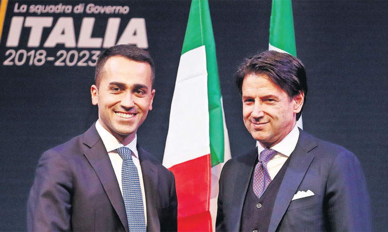 Čelnik Pokreta pet zvijezda Luigi Di Maio i predloženi mandatar, profesor prava Giuseppe Conte/Reute