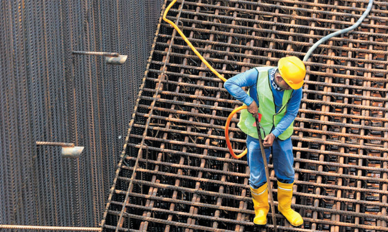 Plaće na zapadu rast 5,7 posto, a na istoku za 6,6 posto/REUTERS