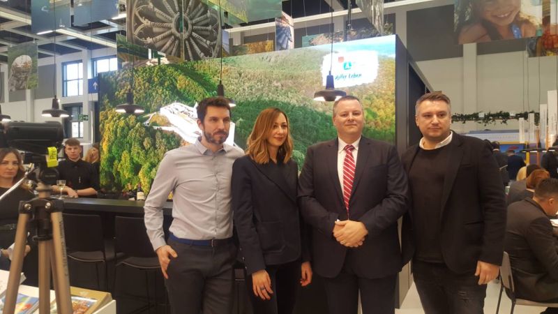 Dizajneri s direktorom HTZ-a Kristjanom Staničićem. Foto: HTZ