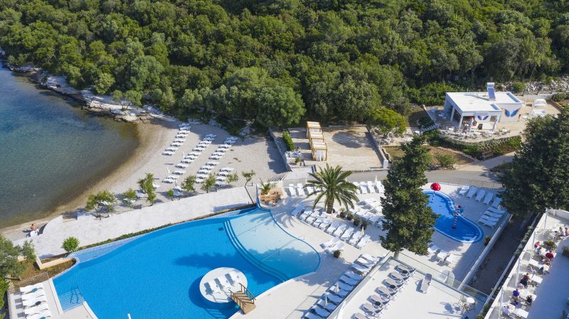 Port 9 Plaža. Press Foto