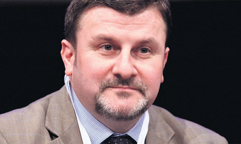 M. Kavran, Drvni klaster: Potkornjak hara, a Uprava Šuma hvali se da štedi na zaštitnim sredstvima/M