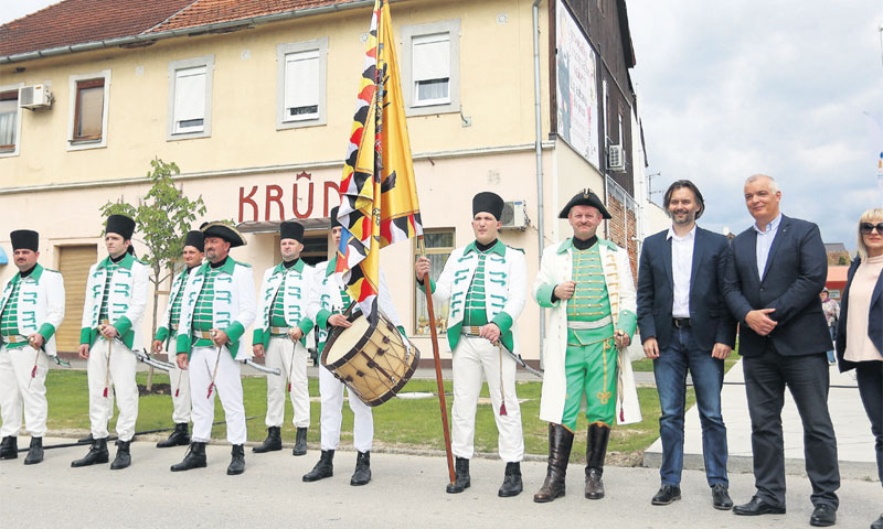 Gradonačelnik Ivanića Javor Bojan Leš predstavio je glavnom uredniku Večernjeg lista Draženu Klariću