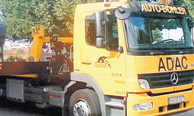 Prijevaru je na prvi pogled teško uočiti jer lažna ADAC-ova vozila potpuno nalikuju pravim