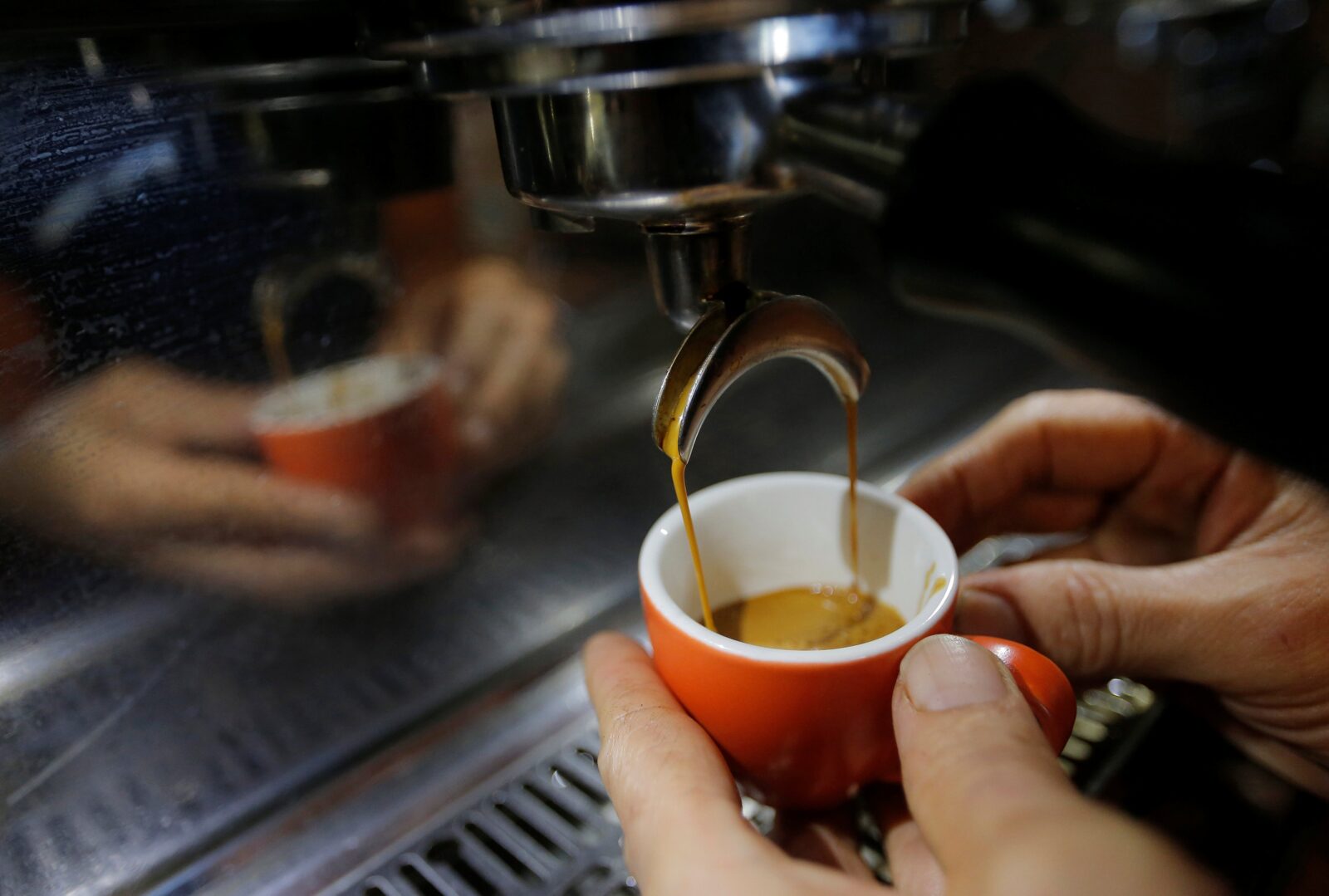 Reuters (Sjajno spravljeni espresso razoružava goste, kaže Ivan)