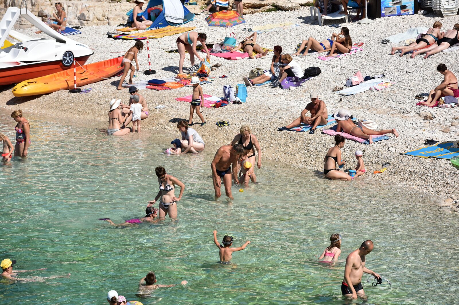 Foto: Dusko Marusic/PIXSELL (Turisti se vraćaju u Hrvatsku zbog usluge i prirodnih ljepota)