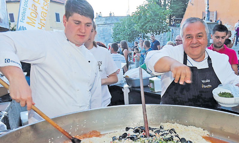 Rižoto od domaćih liganja za sve posjetitelje pripremat će kuhari iz kulinarske akademije 'Majstor k