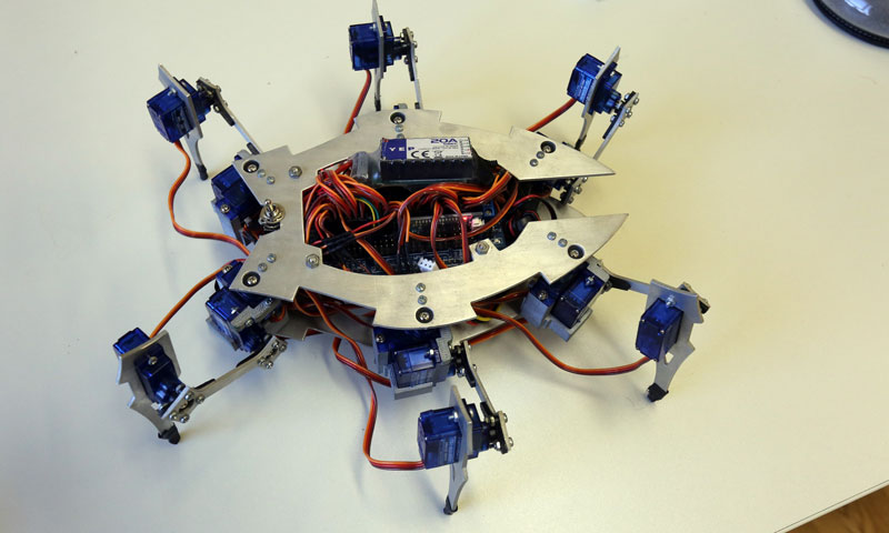 Robot za učenje 3D modeliranja, matematike, fizike, elektronike i programiranja/Goran Kovačić/PIXSEL
