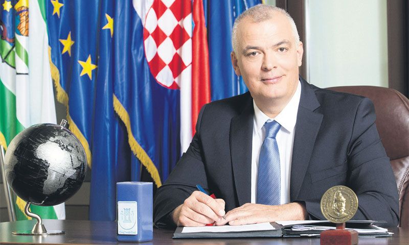 Gradonačelnik Ivanića Javor Bojan Leš/Ratko Mavar