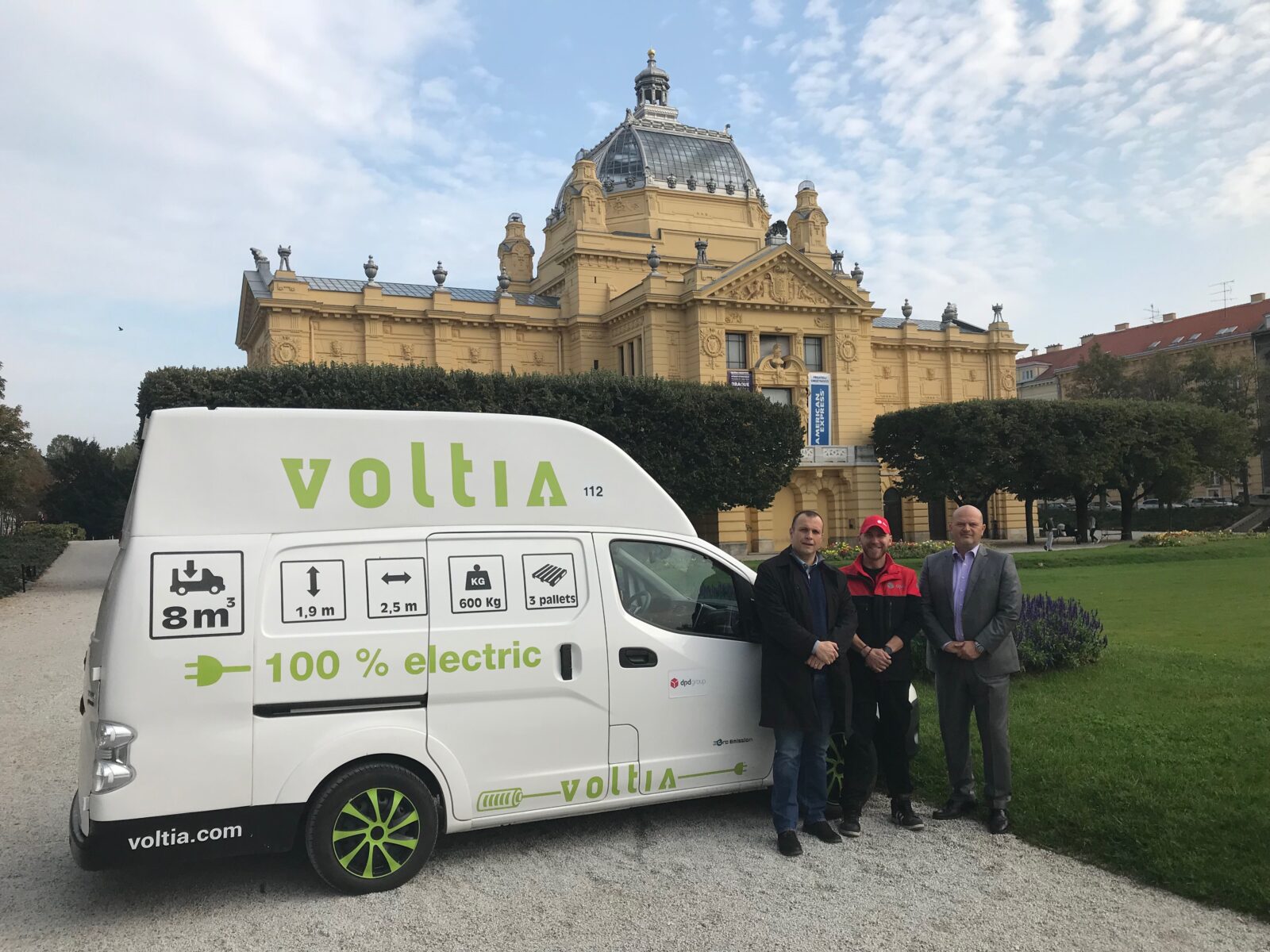 Direktor operacija DPD Hrvatska Krešimir Delija, DPD kurir Dražen Batrla, generalni direktor DPD Hrv