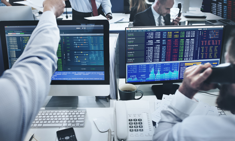 Indeks CROBEX zaronio na vrijednost otprije 5 godina, promet veći za četvrtinu/Thinkstock