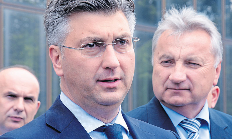 Premijer Andrej Plenković i Đuro Popijač, predsjednik Uprave Petrokemije/Nikola Ćutuk/PIXSELL