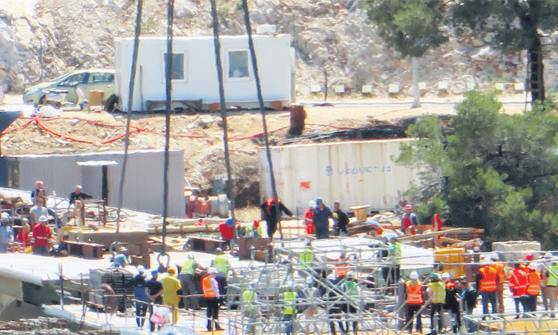 Kineski izvođač radova CRBC za poslove u Crnoj Gori doveo je 2400 svojih radnika/Ivo Čagalj/PIXSELL