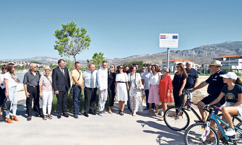 Na svečanom otvorenju bili su vodeći ljudi Općine Podstrana i Splitsko-dalmatinske županije/Ivo Čaga