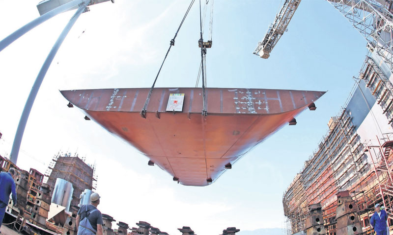 U okviru offseta, finska tvrtka Wärtsilä s riječkom tvrtkom 3. maj - Motori i dizalice ugovorila je