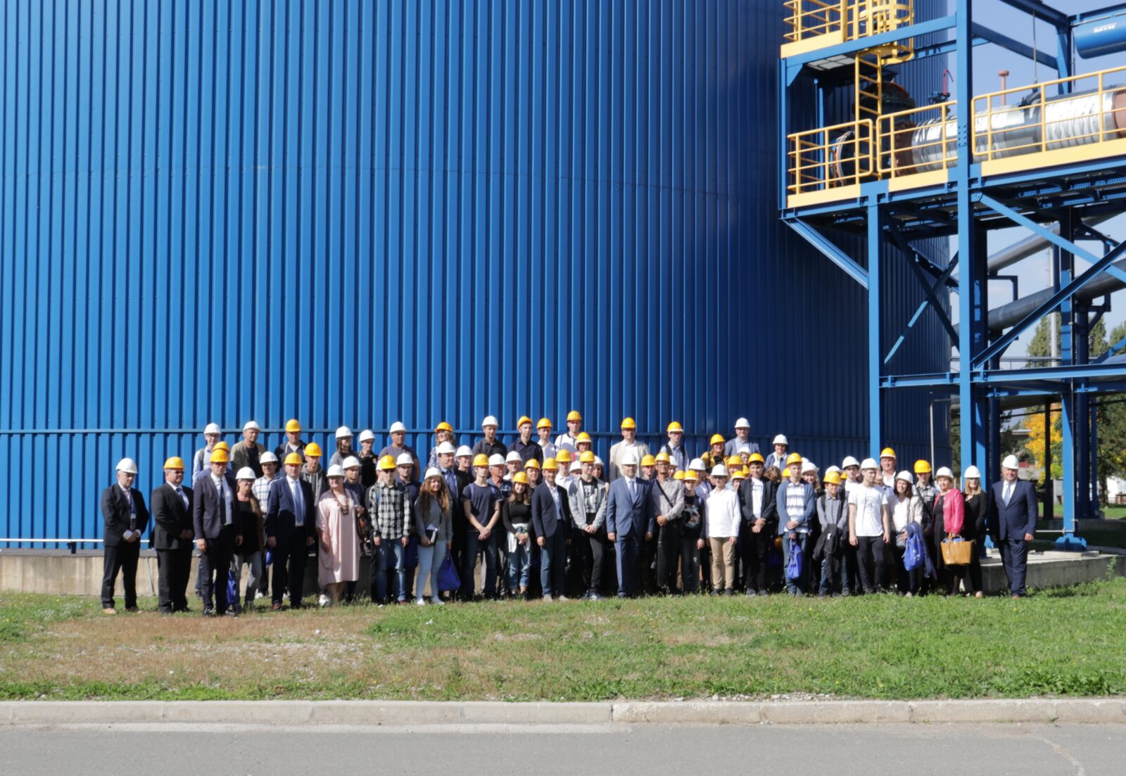 „Dodjela nagrade IMAM ŽICU!- zajednička fotografija“: zajednička fotografija svih dobitnika i sudion