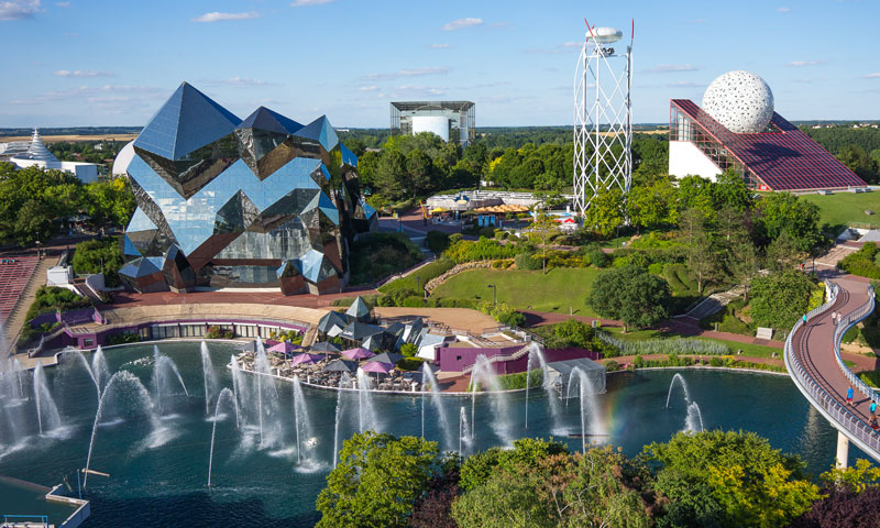 Uz park Futuroscope je sagrađen cijeli grad