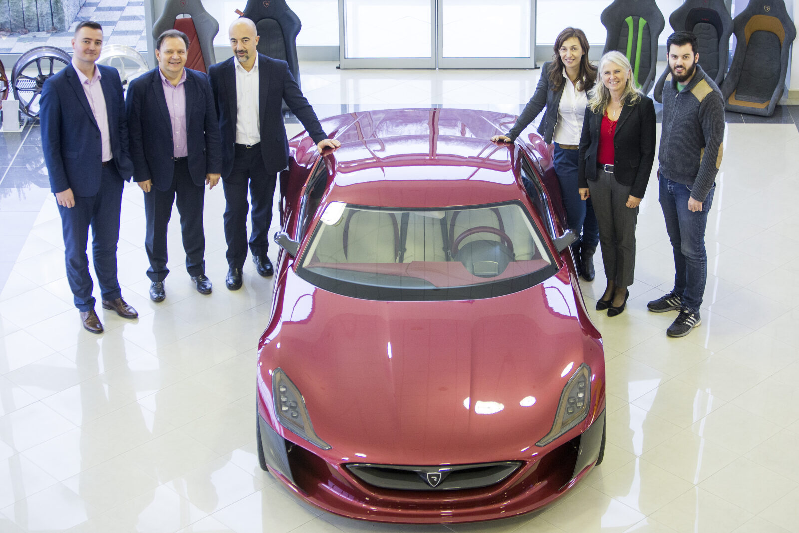Foto: Zajednička fotografija predstavnika Rimac Automobila, CADCAM Grupe i Dassault Systemes-a
