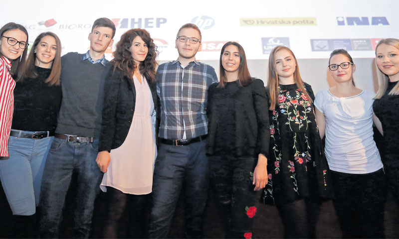 Studentski timovi čiji su projekti proglašeni najboljim na ovogodišnjem izdanju natjecanju Hrvatska