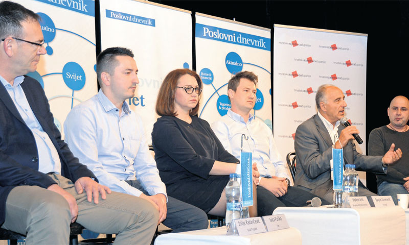 Sudionici panela istaknuli su kako se može razbiti fama da je poduzetništvo neisplativo i poručili d