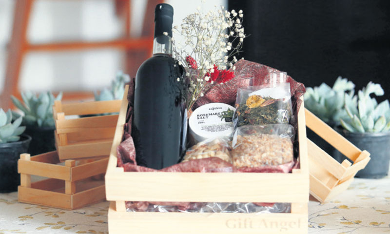 U ponudi su uglavnom proizvodi malih hrvatskih proizvođača čiji rad iznimno cijene/D. Urukalović/PIX