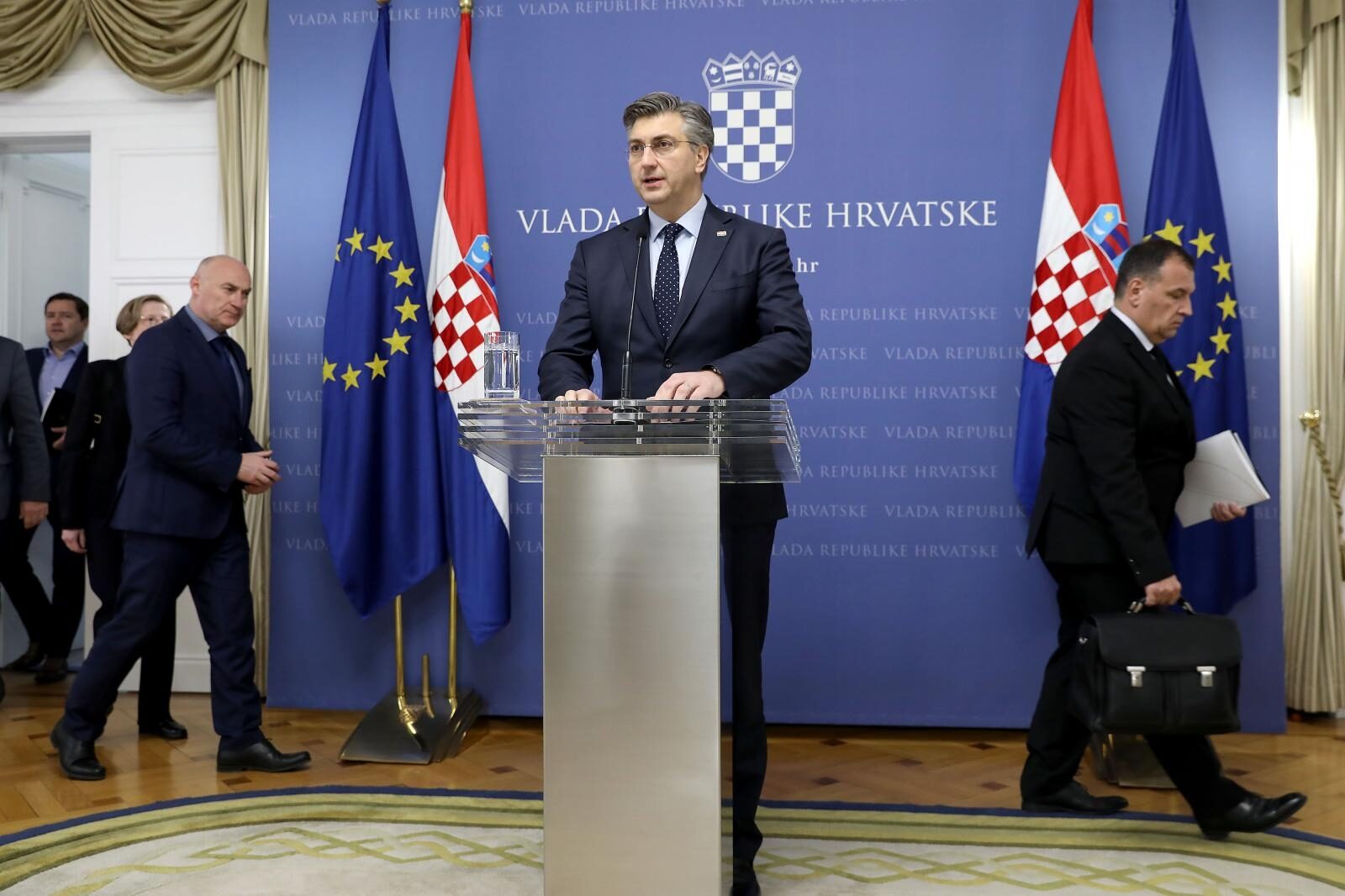 Koronavirus u Hrvatskoj - prvi slučaj zabilježen u Zagrebu