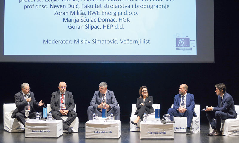 Sudionici panela Željko Tomšić, Neven Duić, Zoran Miliša, Marija Šćulac Domac i Goran Slipac/Luka St