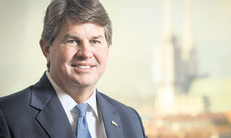 Kad sam se iz RH vratio u Ameriku gradio sam naselja poput Supetra na Braču, i potrošio nekoliko sto