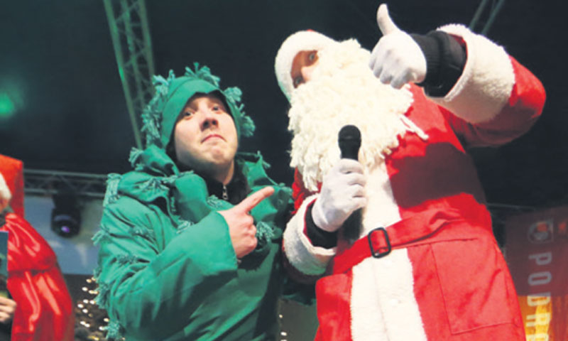 Sveprisutni Djed Mraz nije propustio ni otvorenje Adventa u Koprivnici/ Matija Habljak/PIXSELL