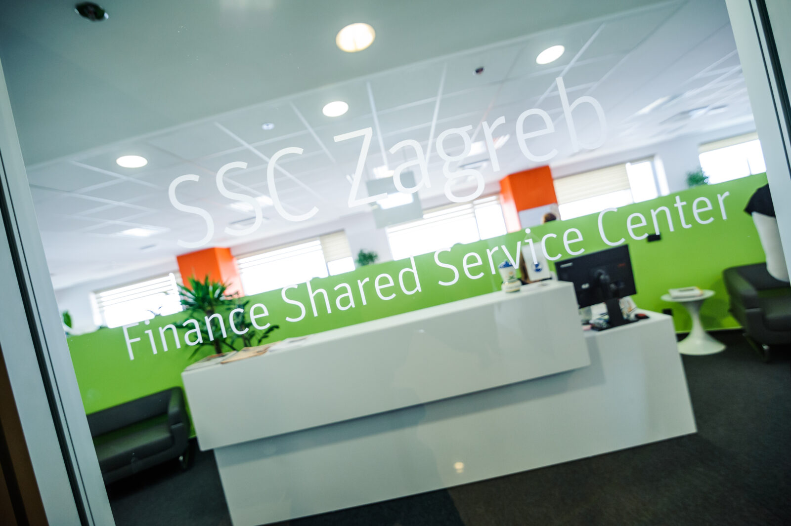 Pobjednike očekuju vrijedne nagrade te mogućnost studentske prakse u PLIVI