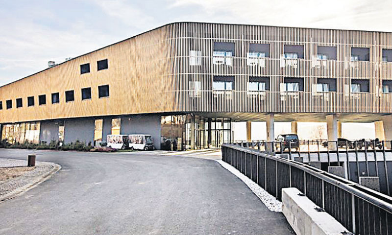 Gostima se nudi 55 hotelskih soba i 20 vila s vrtovima