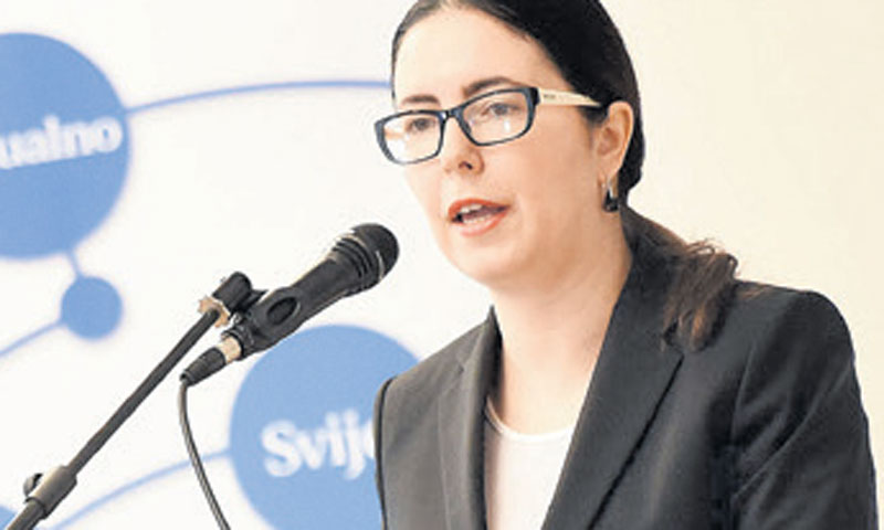 Ariana Vela, konzultantica za EU fondove