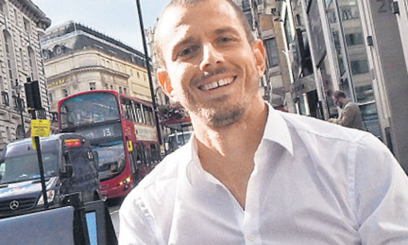 Aleš Živković, Formdigit/B. Ivezić