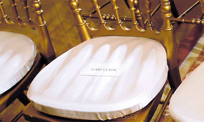 Za upražnjeno mjesto Garyja Cohna favoriti su Peter Navarro i Larry Kudlow/REUTERS