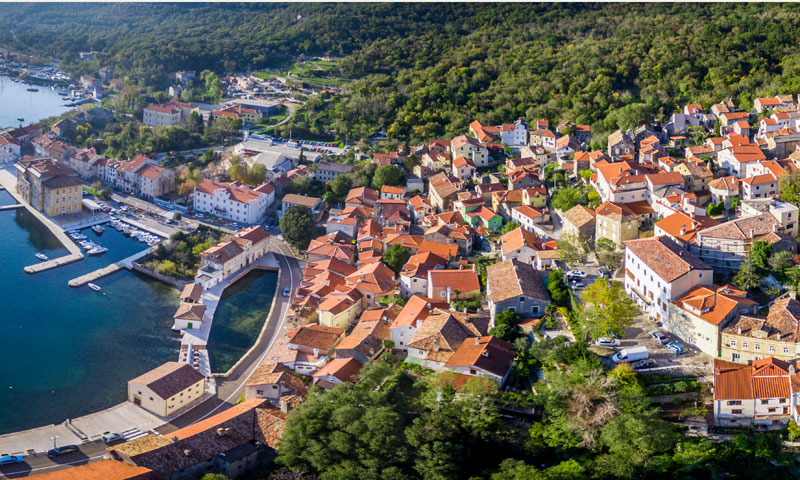 Nakon desetljeća stagnacije nekad grad kapetana i brodovlasnika postaje poduzetničko središte