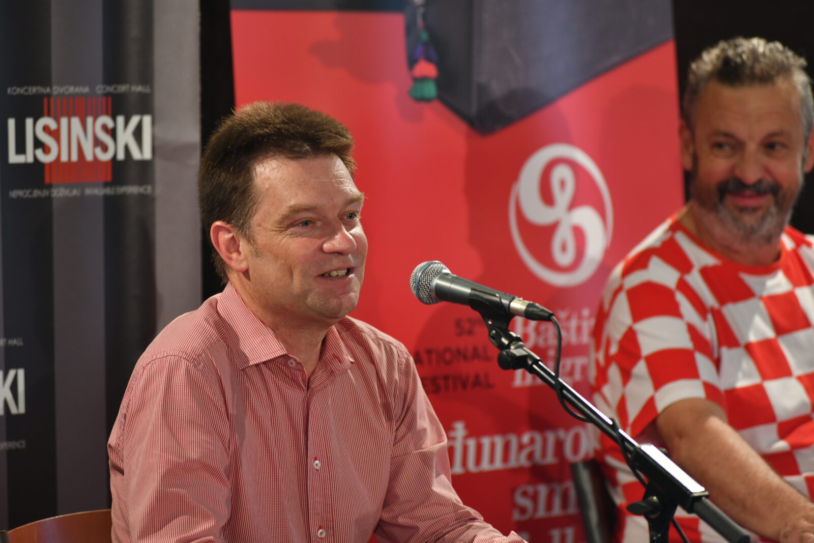 FOTO: PRESS