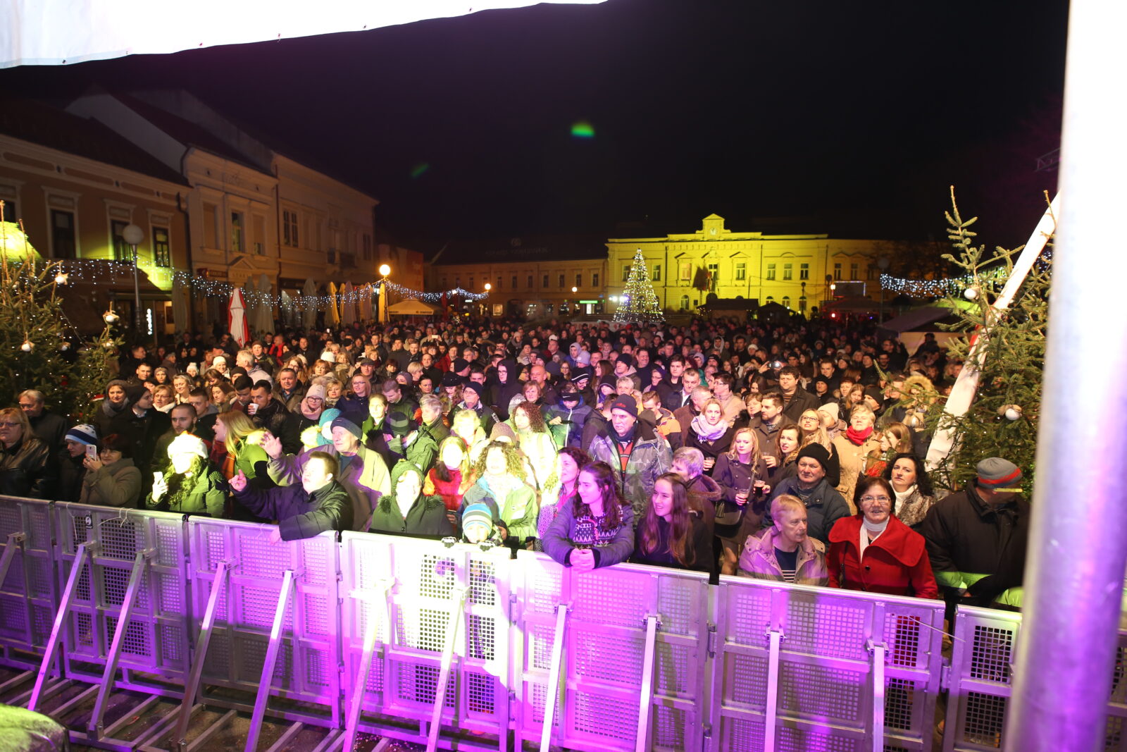 FOTO: PRESS