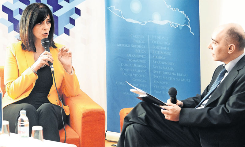 Ministrica znanosti i obrazovanja Blaženka Divjak i Vladimir Nišević iz Poslovnog dnevnika/V. Ž. R./