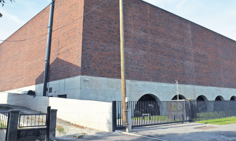 Izvana je vinarija spoj betona i cigli, projektno rješenje studija Dva arhitekta/Ivica Galović/PIXSE