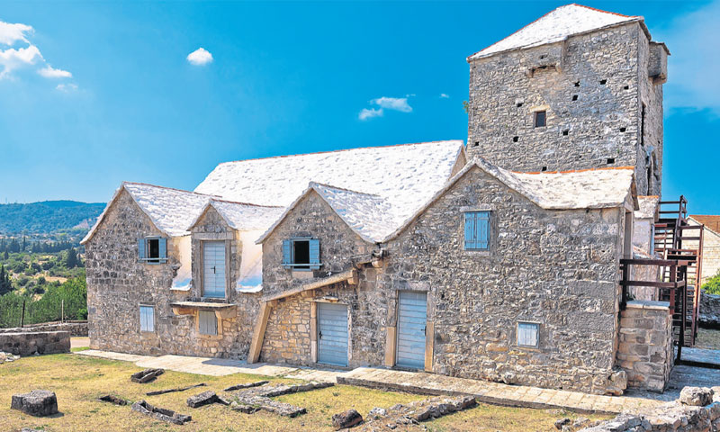 Biser ruralne baštine i stoljetne kulture života i rada bračkih težaka/FOTOLIA