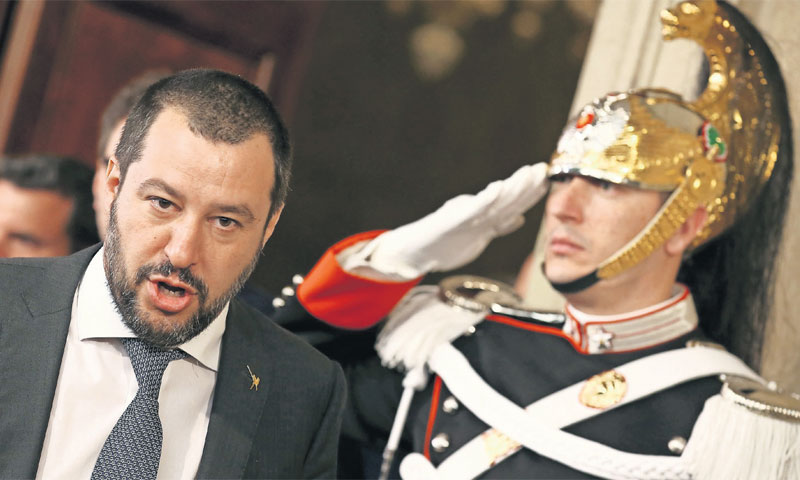 Sastanak čelnika Lige Mattea Salvinija s predsjednikom Mattarellom očekivao se u 18 sati/REUTERS