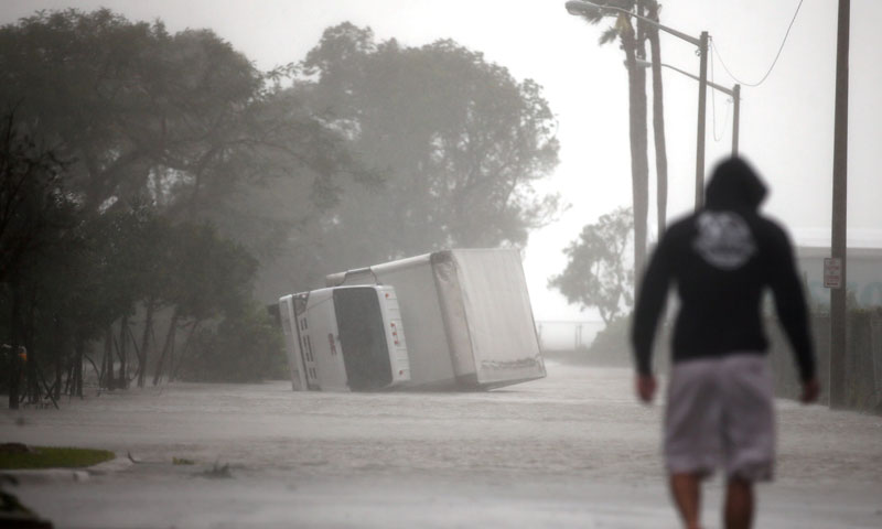 Uragan je u ponedjeljak pogodio gusto naseljena područja središnje Floride/REUTERS