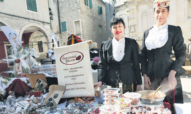 Mali proizvođači imaju priliku besplatno  predstaviti svoje  proizvode /Duško Jaramaz/PIXSELL