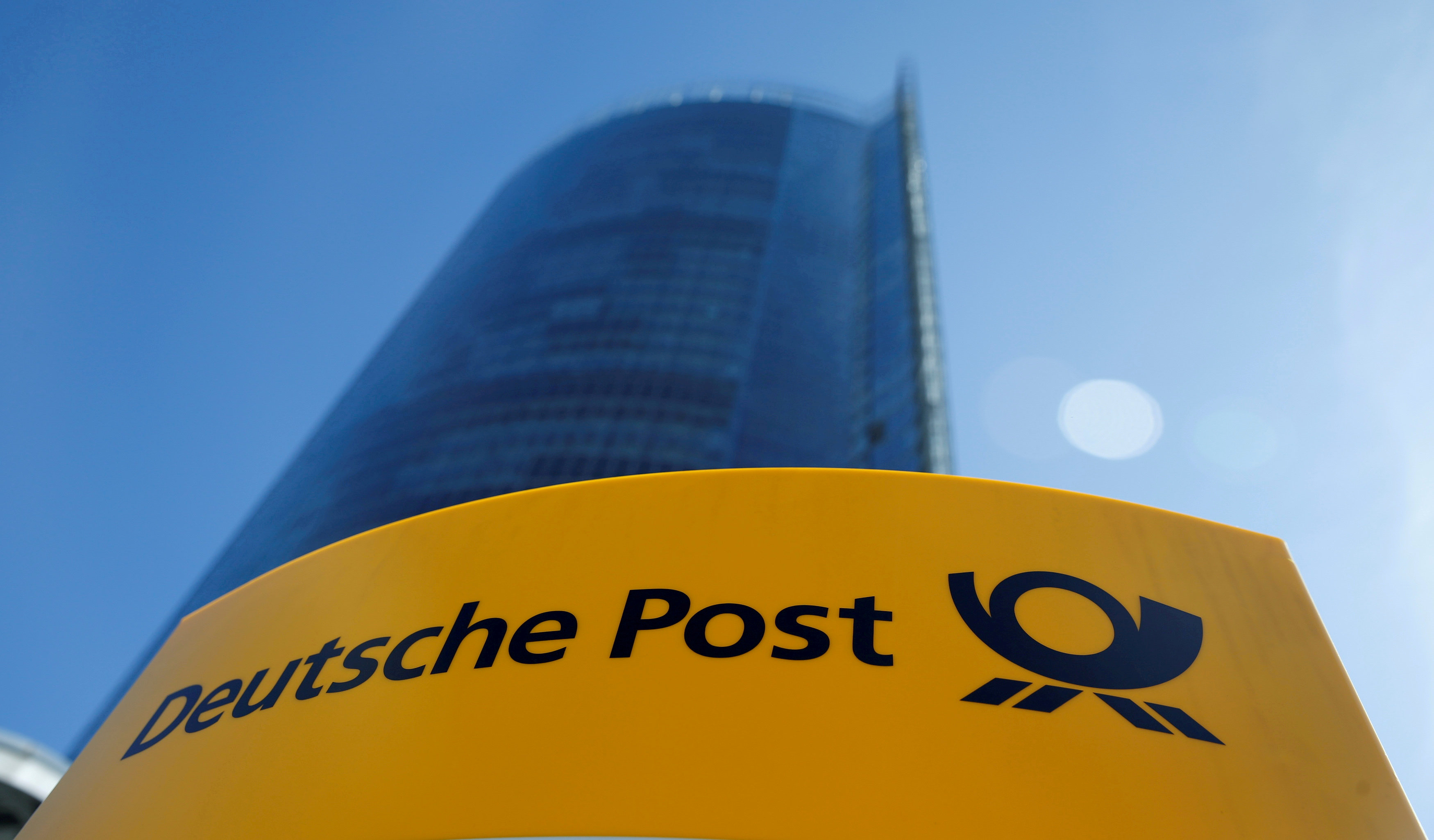 Post de. Почта Германии. Deutsche Post Бонн. Логотип почты Германии. Башня Дойче пост (Бонн).