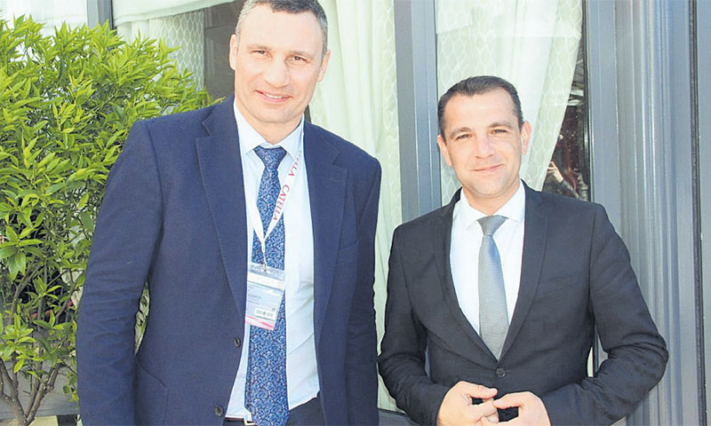 Župan Posavec u Cannesu se susreo i s gradonačelnikom Kijeva Vitalijem Kličkom, nekad vrsnim boksače