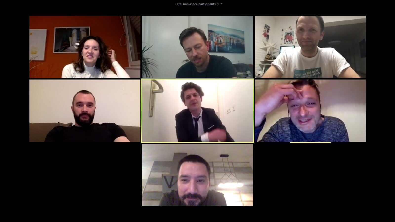 Dobitnici zlatnih priznanja IdejeX