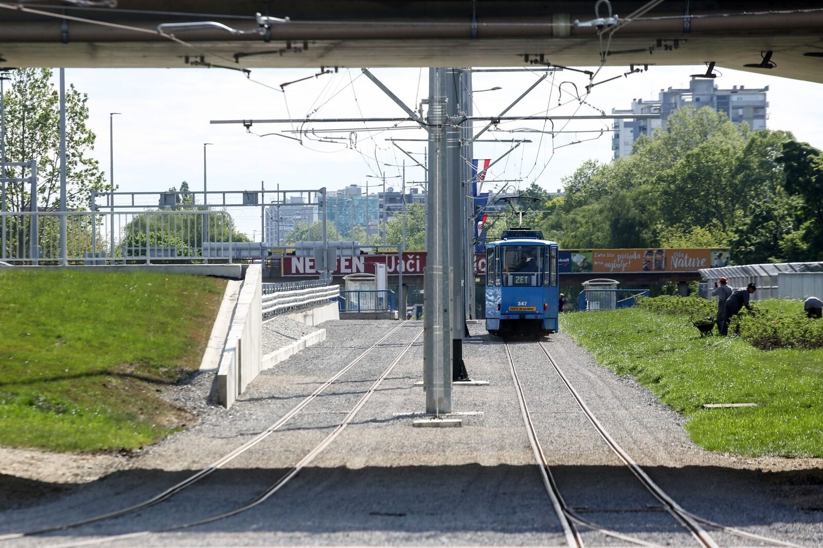 Zagreb: Prvi tramvaji prometuju na rakonstruiranoj trasi rotora