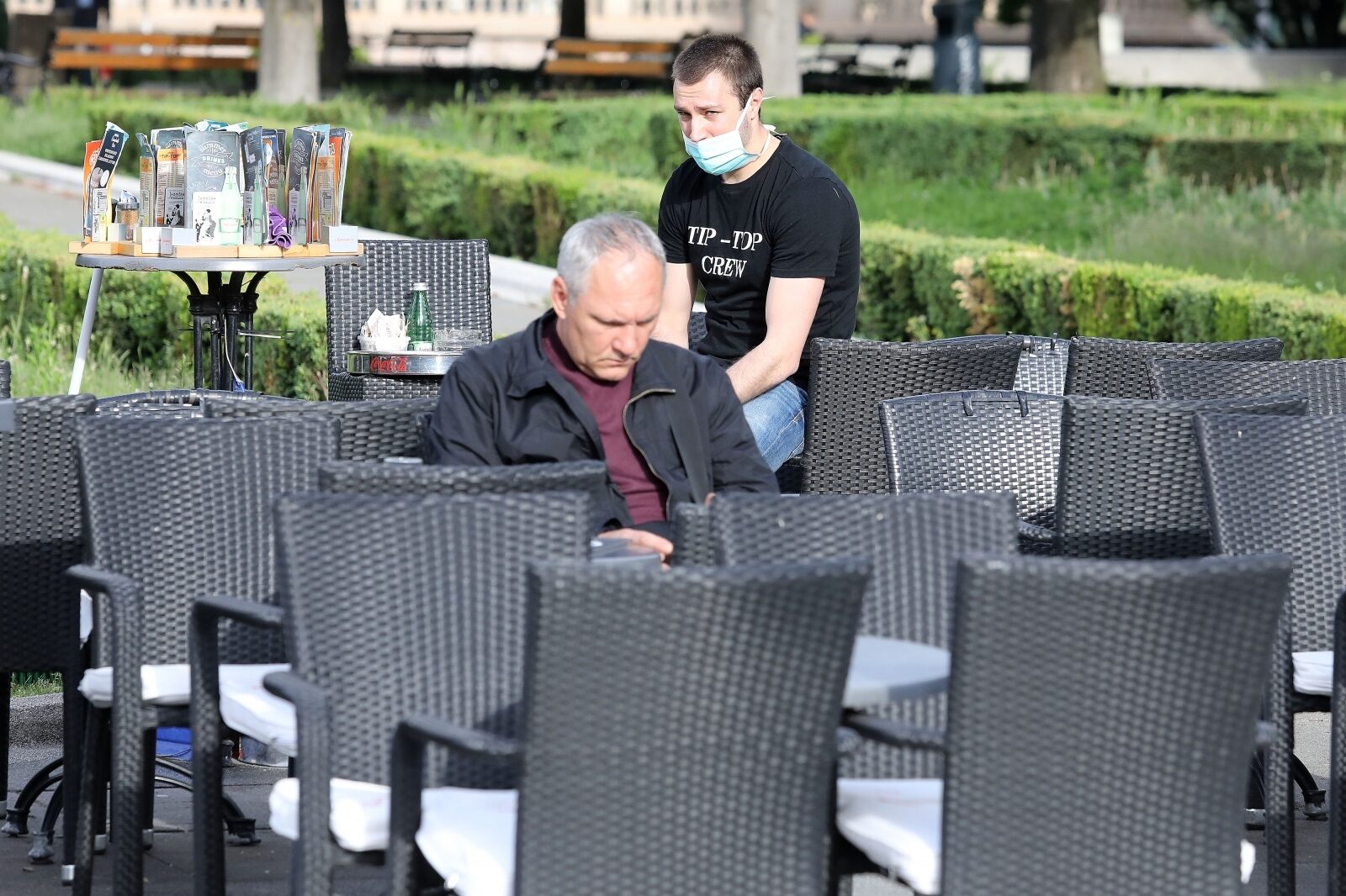 Zagreb: Kafićima i restoranima od danas dozvoljen rad