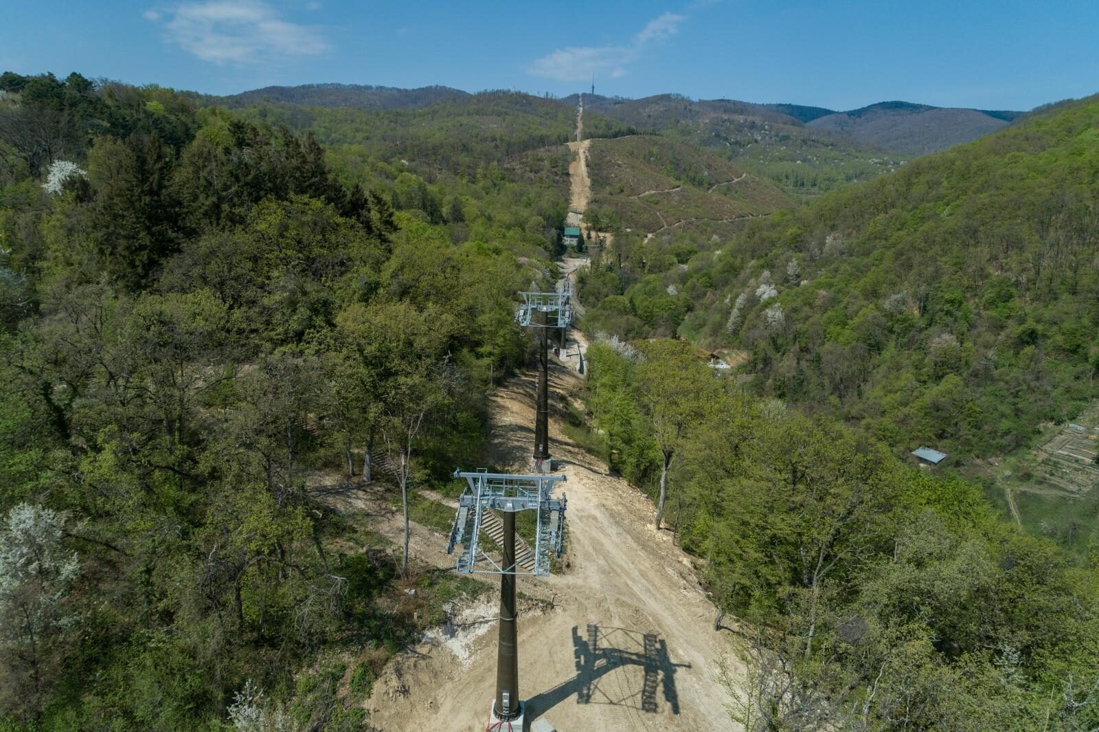 Zagreb: Pogled iz zraka na gradilište sljemenske žičare